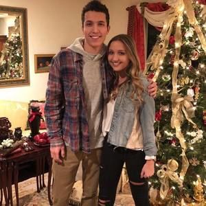 Meet your Posher, Riley